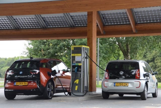 Fastned-Charging-Station